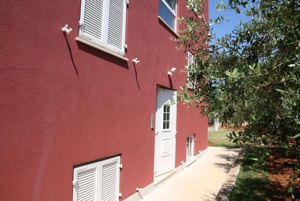 Apartments Roza Medulin Habitación foto